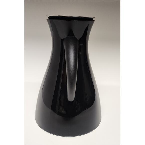 Eva Solo Vacuum Jug, 1-Liter Color Black - Picture 6 of 8